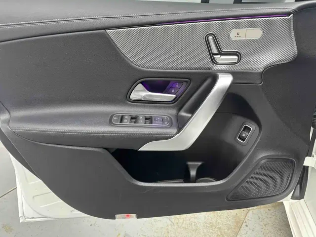 Mercedes-Benz A-Class — Фото автомобиля 11
