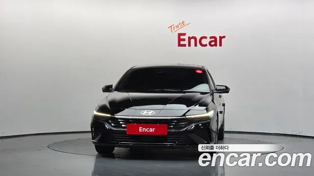 Hyundai Avante — Фото автомобиля 3