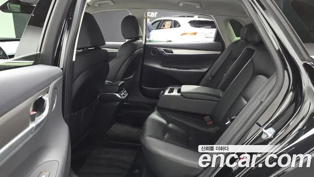 Hyundai Grandeur Новый Grandeur IG — Фото автомобиля 12