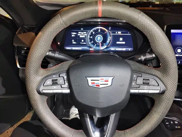 Cadillac CT5 — Фото автомобиля 11