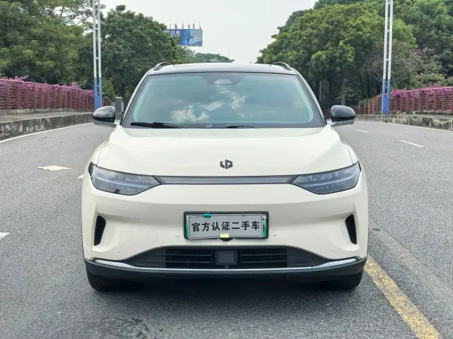 Leapmotor Leapmotor C11 2021 Facelift Luxury Edition — Фото автомобиля 2