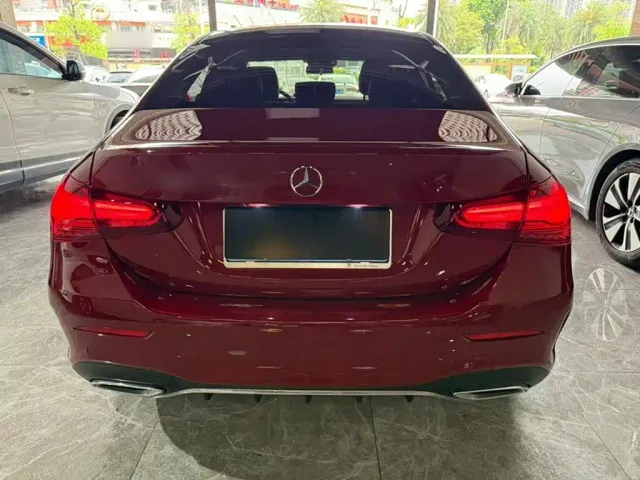 Mercedes-Benz A-Class — Фото автомобиля 23