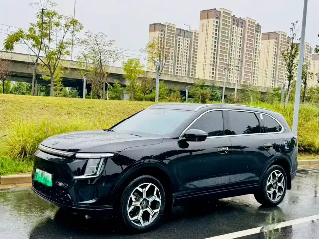 Фотография автомобиля — Jetour Shanhai L7 Plus