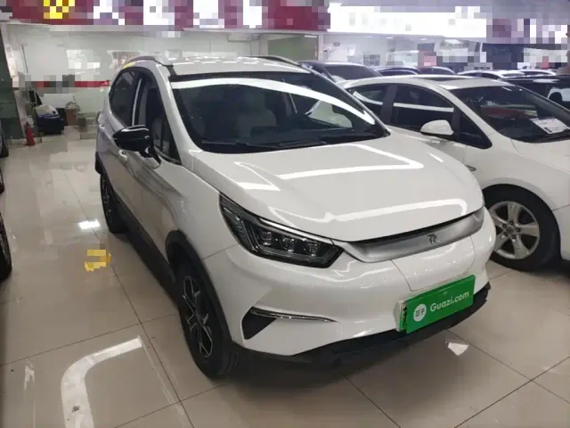 BYD Yuan Pro — Фото автомобиля 3