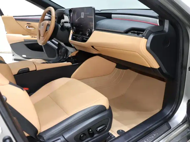 Lexus ES — Фото автомобиля 7