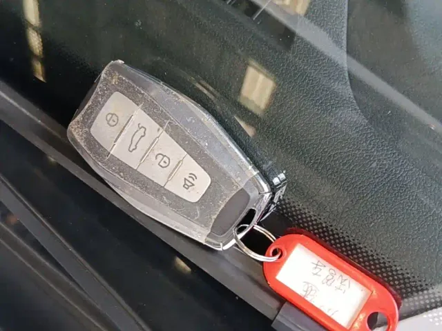 Geely Binyue 2025 1.5L CVT Super Edition MAX — Фото автомобиля 8