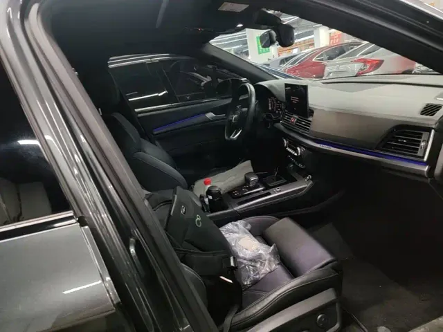 Audi Q5L — Фото автомобиля 24
