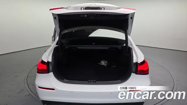 Mercedes-Benz A-Class — Фото автомобиля 20