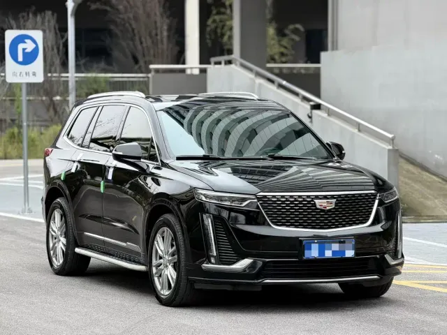 Cadillac XT6 — Фото автомобиля 3