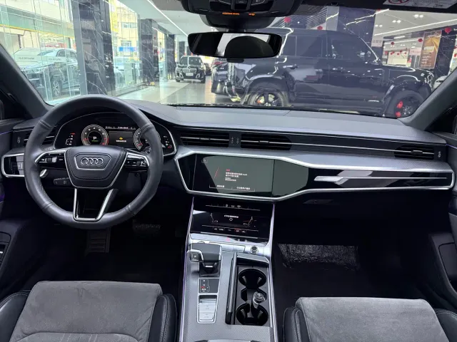 Audi A6L — Фото автомобиля 12