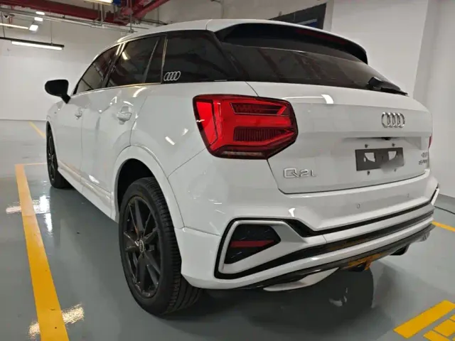 Audi Q2L — Фото автомобиля 4