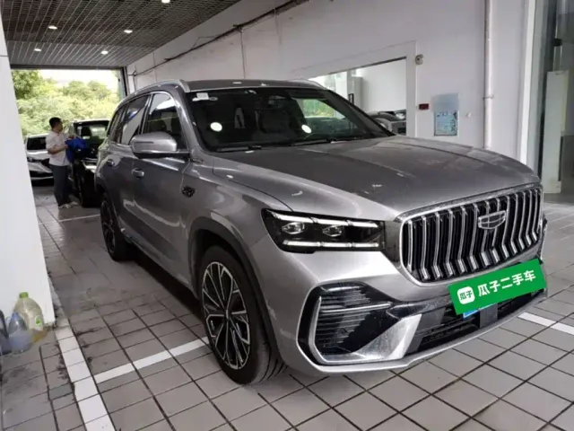 Geely Xingyue L — Фото автомобиля 3