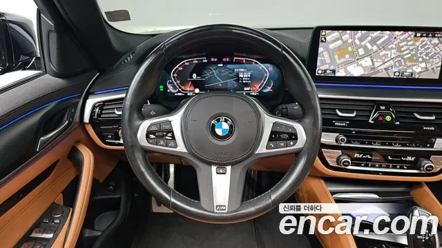 BMW 5 Series G30 — Фото автомобиля 19