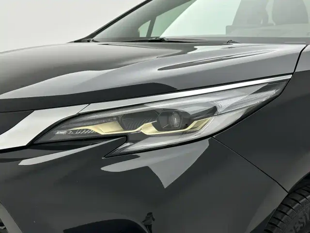 Toyota Granvia — Фото автомобиля 12