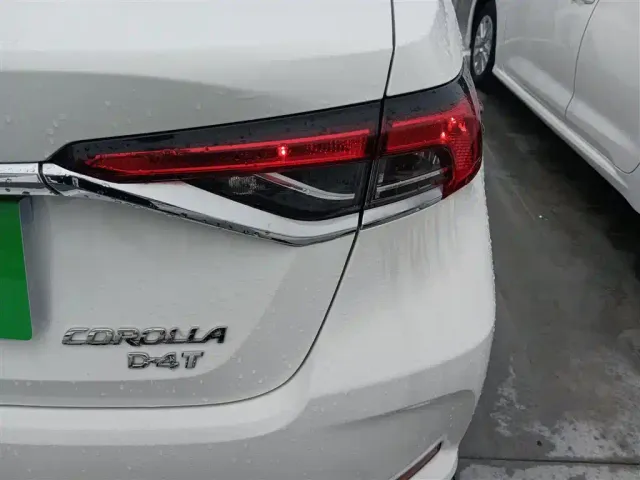 Toyota Corolla — Фото автомобиля 7