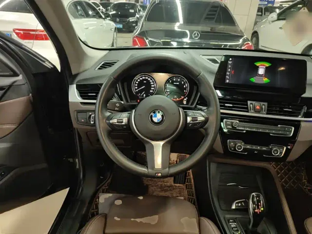 BMW X1 — Фото автомобиля 10