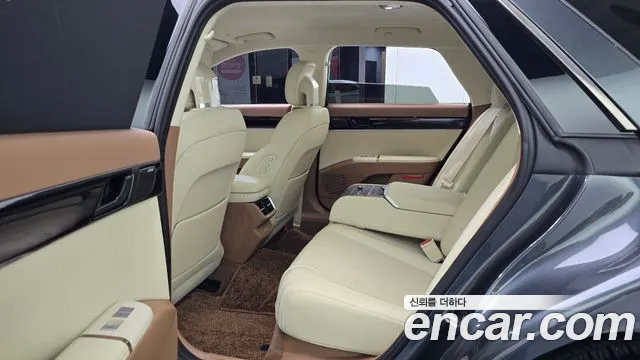 Hyundai Grandeur GN7 — Фото автомобиля 12