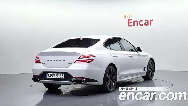 Genesis G70 — Фото автомобиля 2