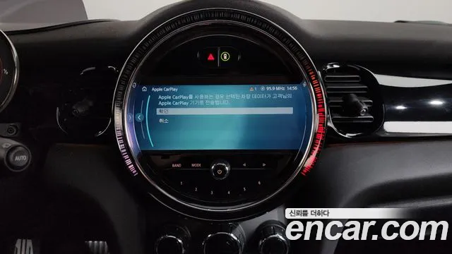 Mini Cooper — Фото автомобиля 14