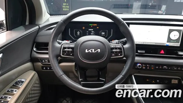 Kia Carnival Generation 4 — Фото автомобиля 20