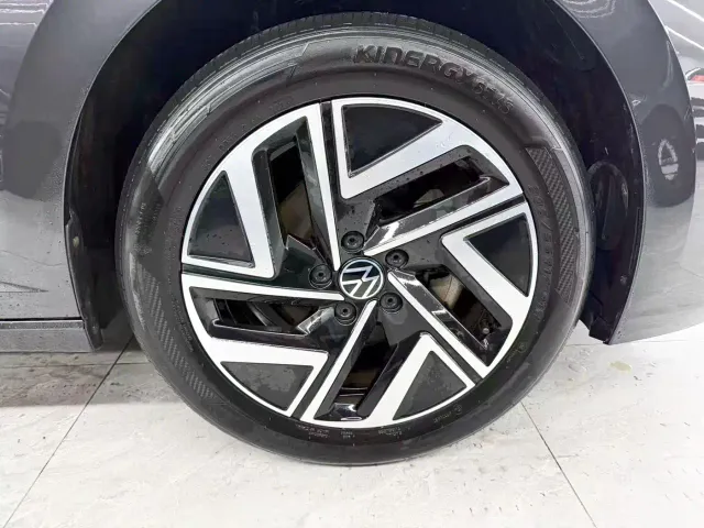 Volkswagen Sagitar — Фото автомобиля 21