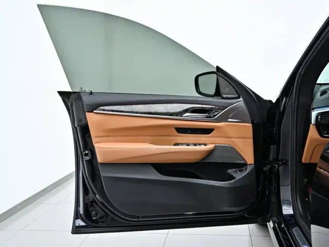 BMW 6 Series Gran Turismo — Фото автомобиля 20