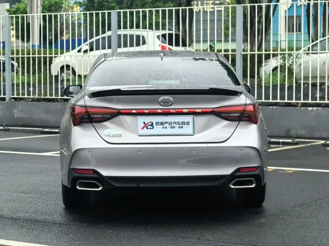 Toyota Avalon 2022 2.0L Luxury Edition — Фото автомобиля 7