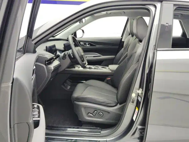 Changan Z6 — Фото автомобиля 9