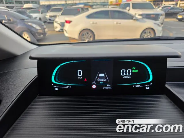 Hyundai Staria — Фото автомобиля 8