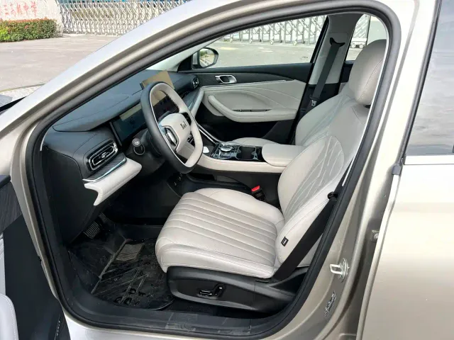 Geely Galaxy Stellar 6 — Фото автомобиля 10