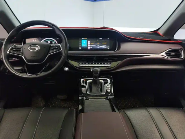 GAC Trumpchi M6 — Фото автомобиля 12