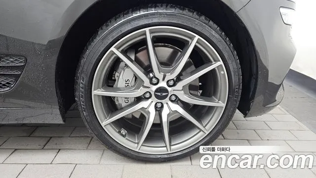 Genesis G70 Новый G70 Бензин 2.5T 4WD — Фото автомобиля 21