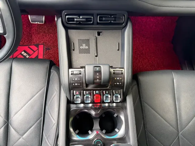 BYD FangChengBao Leopard 5 — Фото автомобиля 23