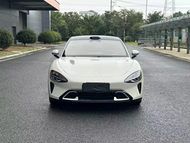 Xiaomi SU7 — Фото автомобиля 2