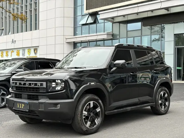 Jetour T1 — Фото автомобиля 2