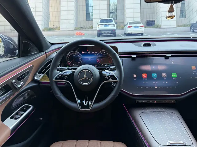Mercedes-Benz E-Class — Фото автомобиля 10