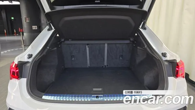 Audi Q3 F3 — Фото автомобиля 24