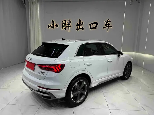 Audi Q3 — Фото автомобиля 3