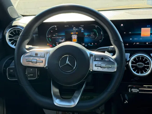 Mercedes-Benz A-Class — Фото автомобиля 14