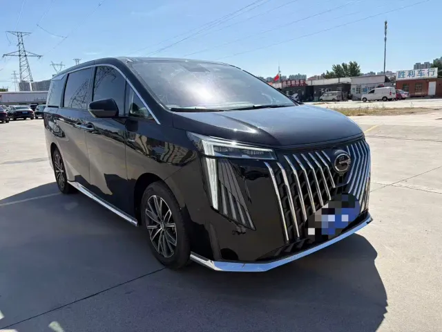 GAC Trumpchi M8 — Фото автомобиля 3