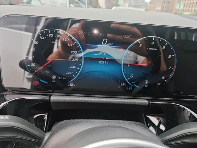 Mercedes-Benz GLA-Class — Фото автомобиля 14