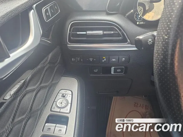Hyundai Palisade Palisade Дизель 2.2 2WD — Фото автомобиля 16