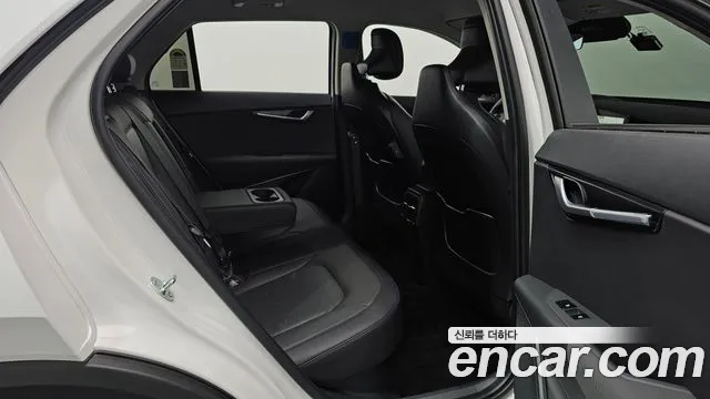 Kia Niro The All New — Фото автомобиля 12