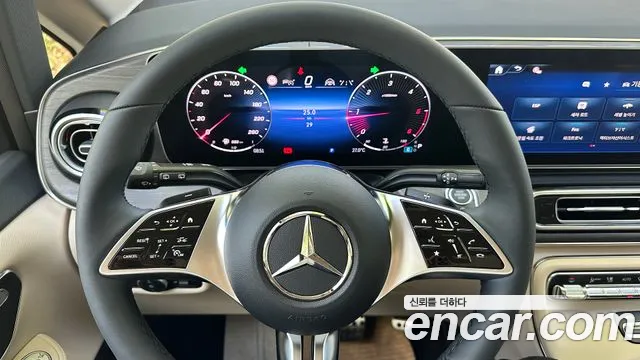 Mercedes-Benz V-Class — Фото автомобиля 12