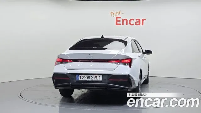 Hyundai AVANTE Новый Avante (CN7) — Фото автомобиля 4