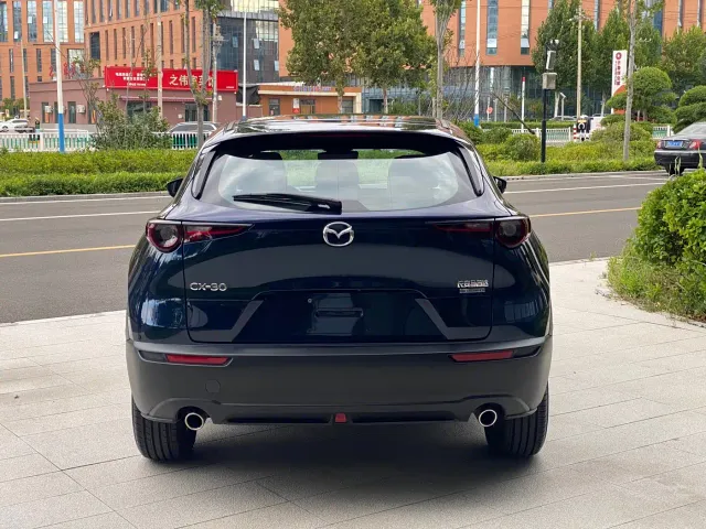 Mazda CX-30 — Фото автомобиля 8
