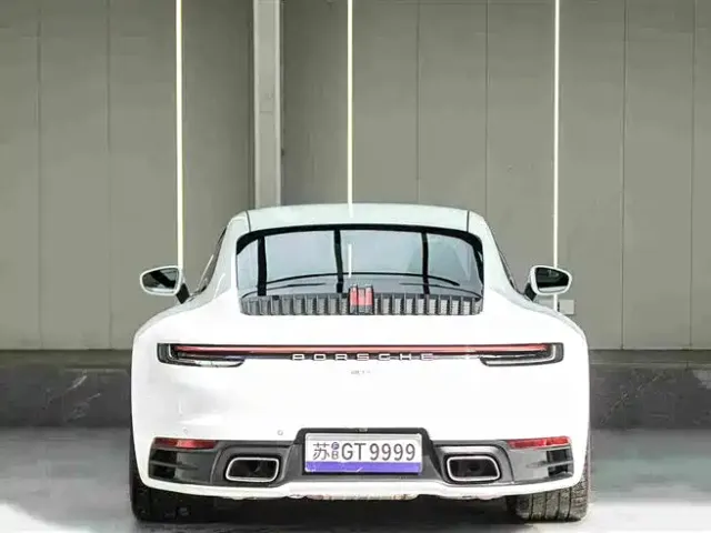 Porsche 911 — Фото автомобиля 4