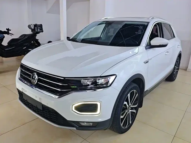 Фотография автомобиля — Volkswagen T-Roc
