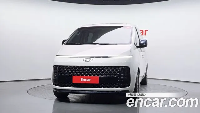 Hyundai Staria — Фото автомобиля 3