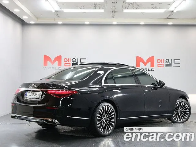 Mercedes-Benz S-Class — Фото автомобиля 2